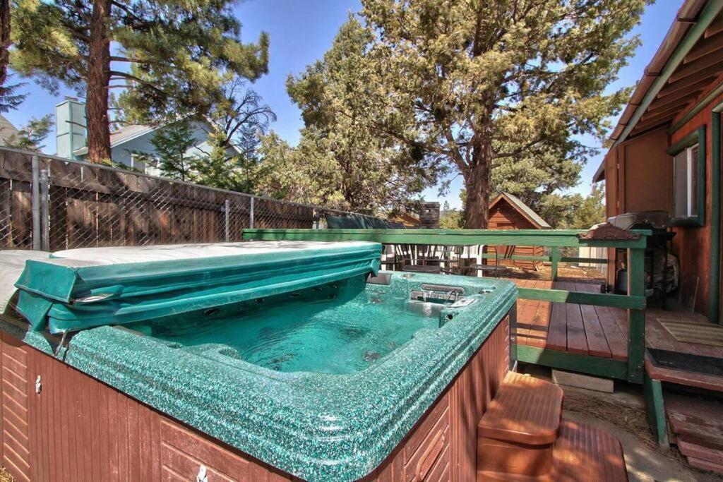 Villa Los Osos Cozy Cabin With Private Spa And Bbq à Lac Big Bear Extérieur photo